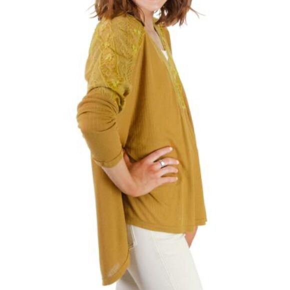 NWT MSRP $78 Free People Lola Lace Trim V-Neck Top Women's Size Large - Picture 3 of 10